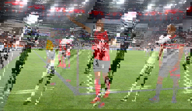 2071008