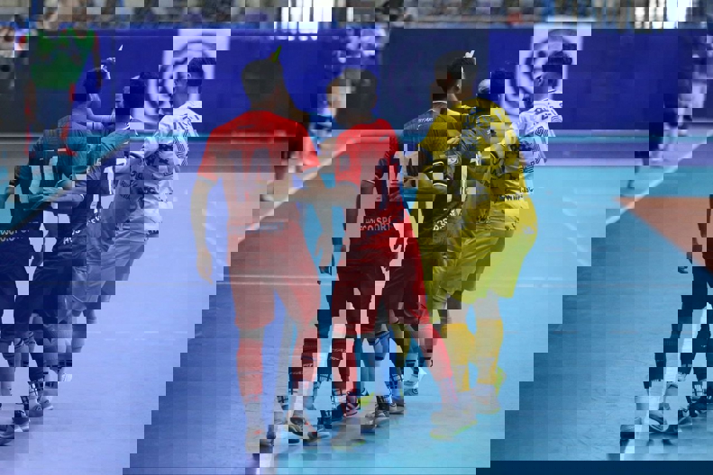 2070921