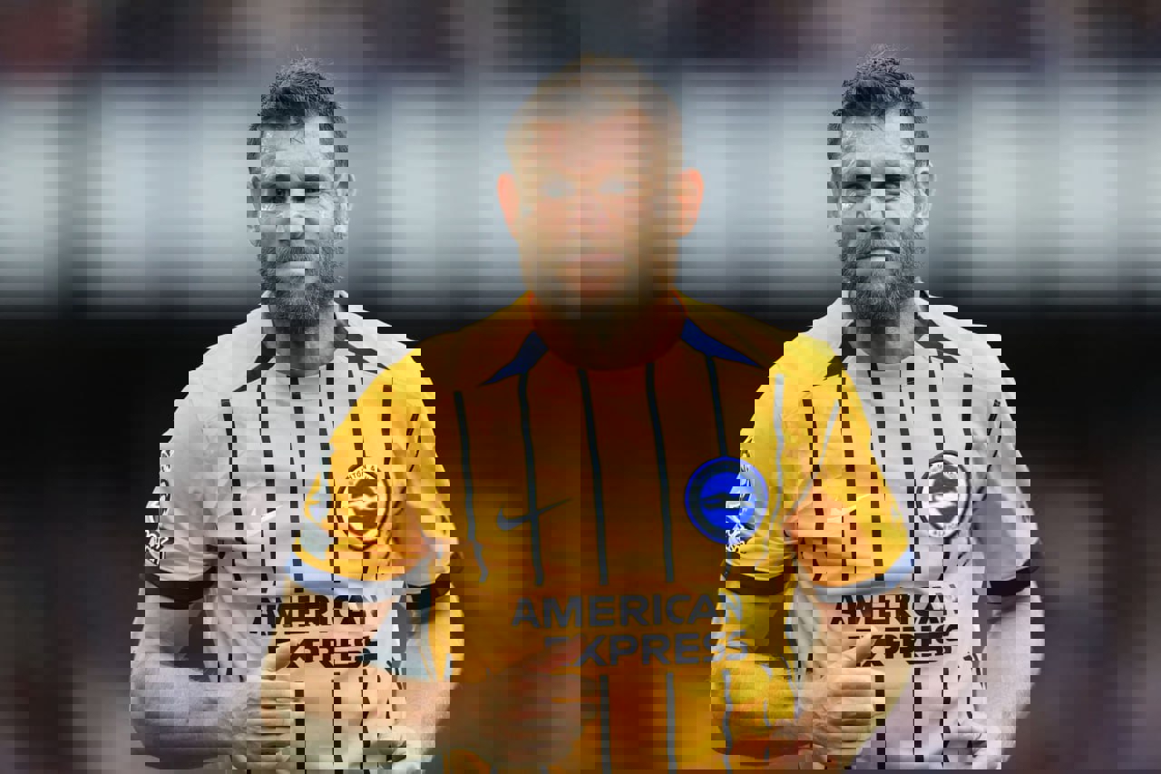 2071137