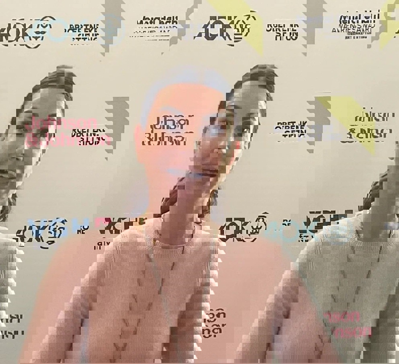 2071166