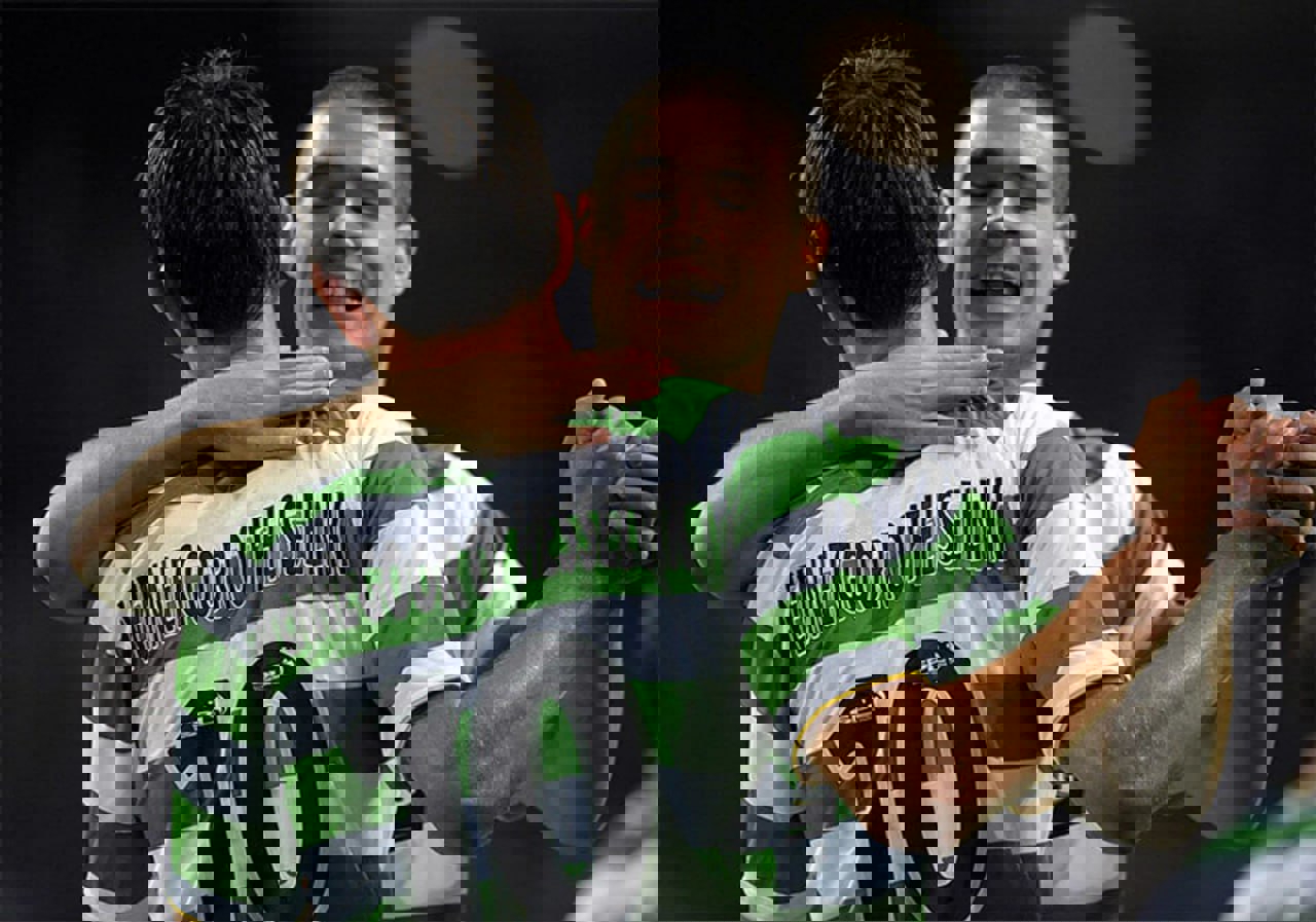 2071171