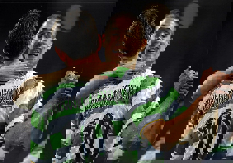 2071171