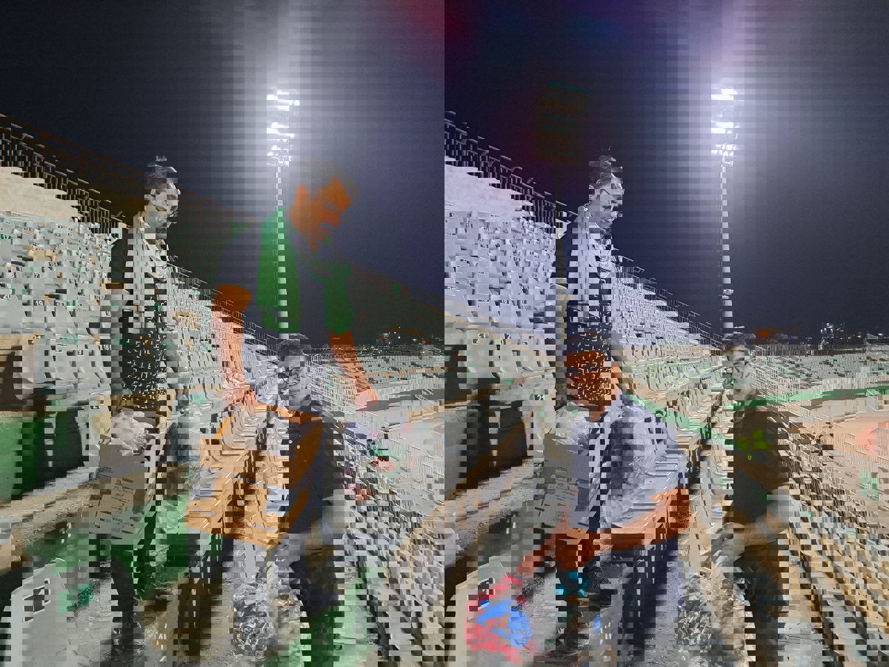 2071907