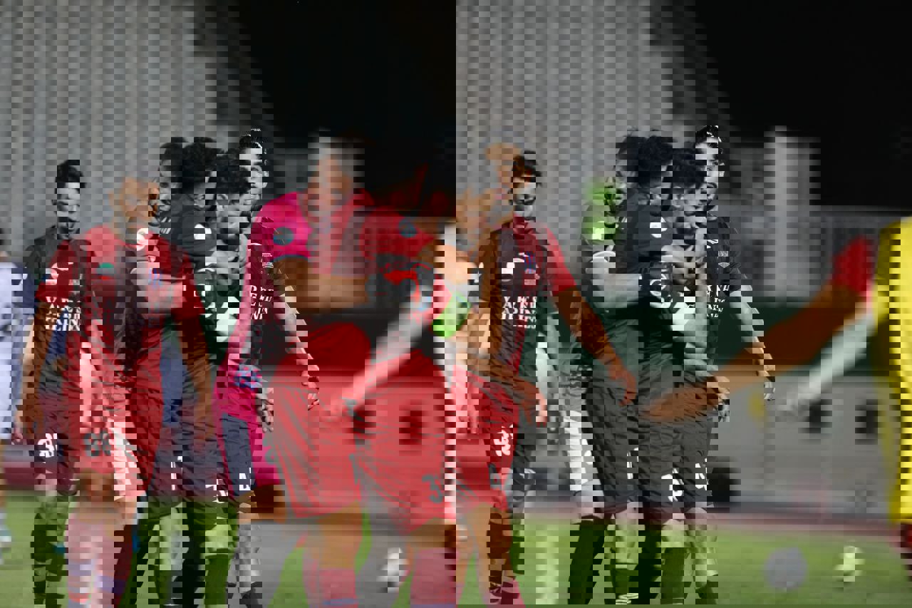 2071557