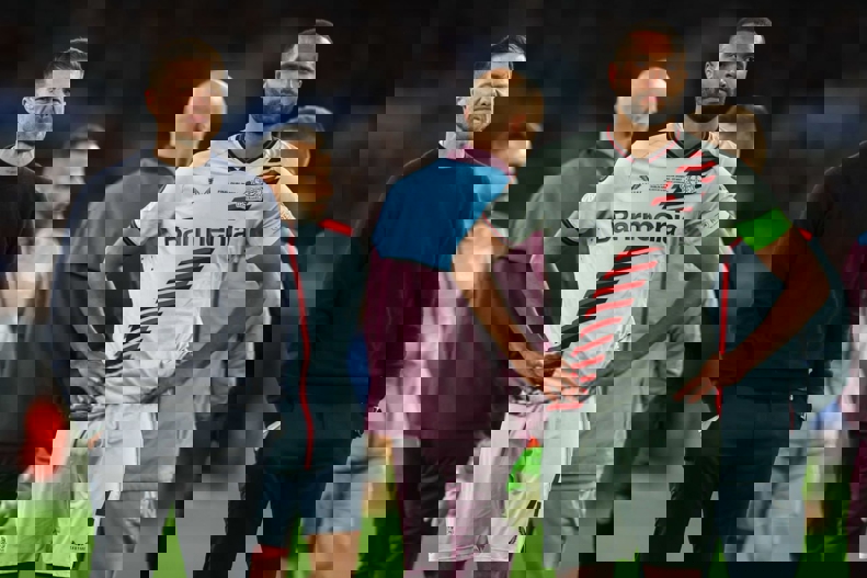 2071657