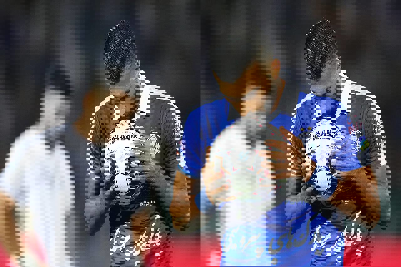 2071824