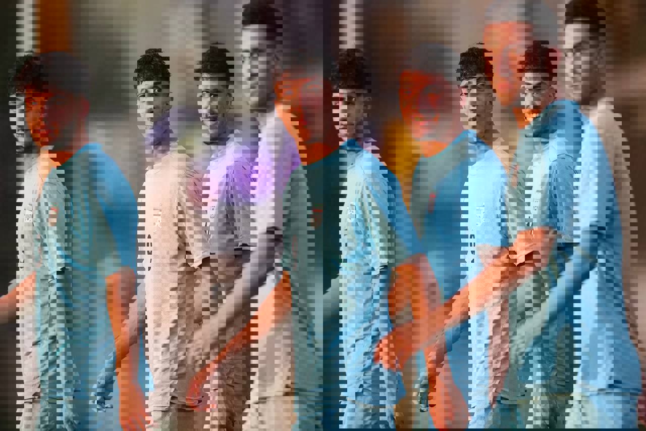 2071941