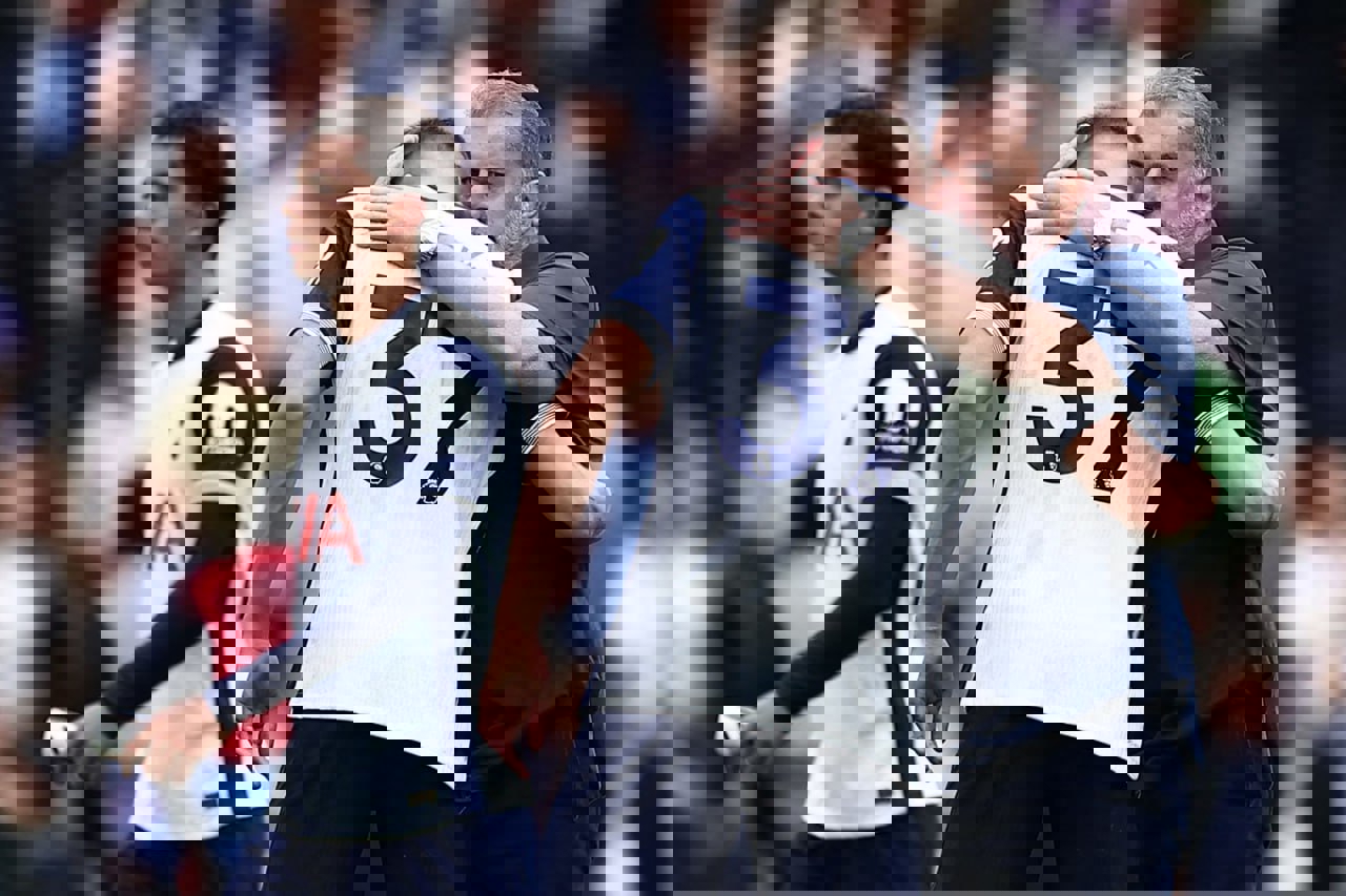 2072316