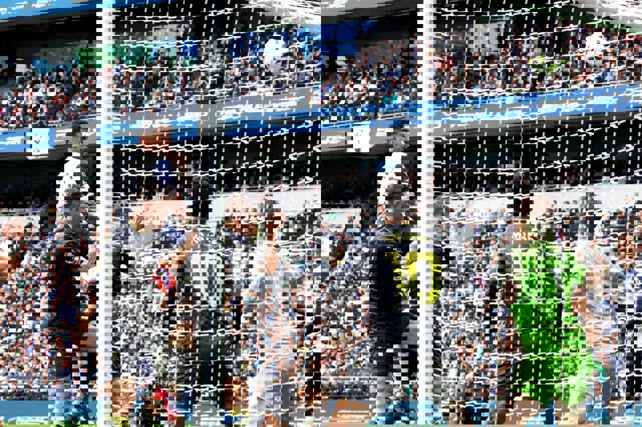 2072273