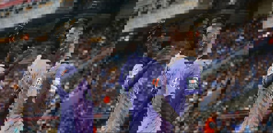 2072576