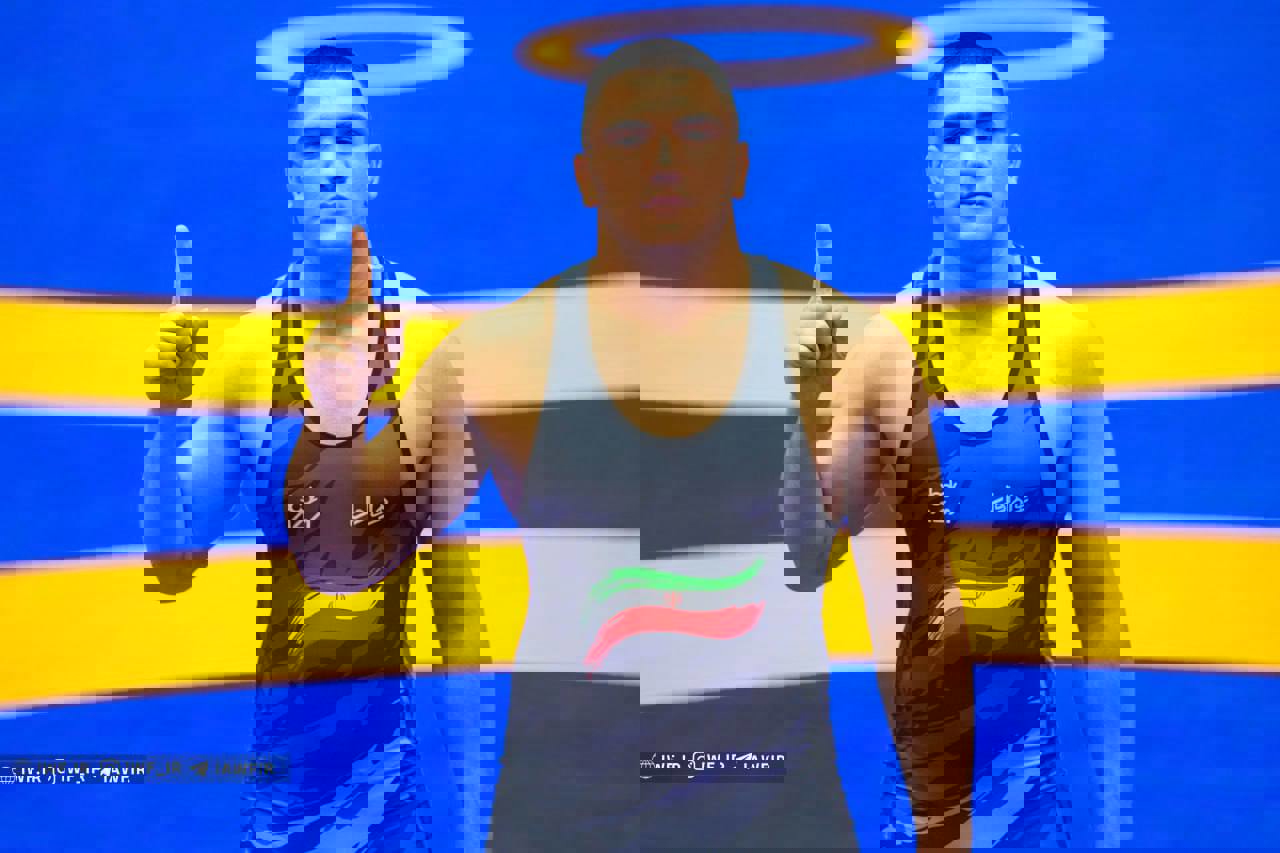 2072742