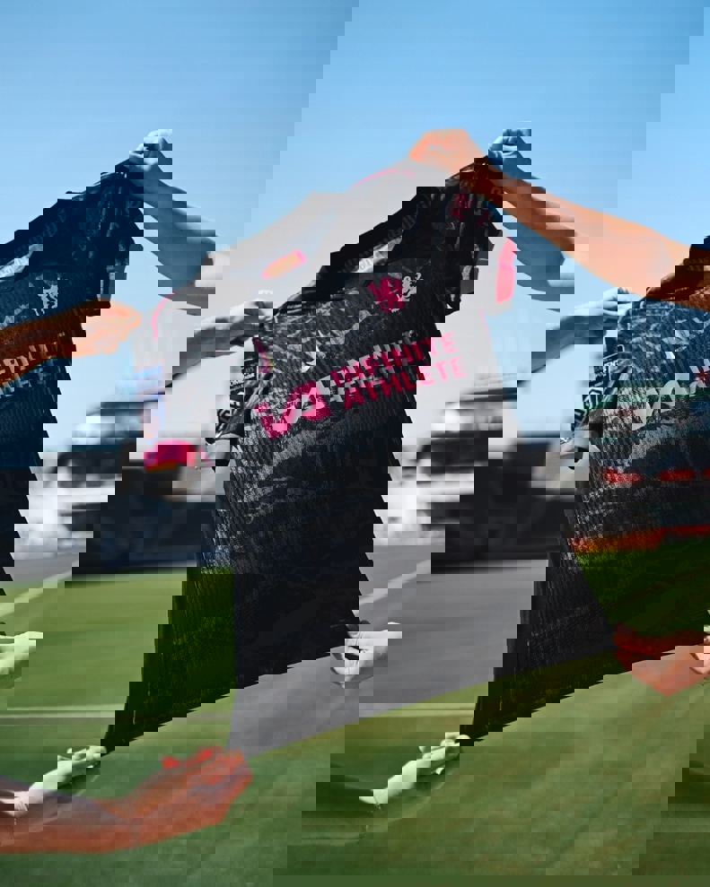 2072940