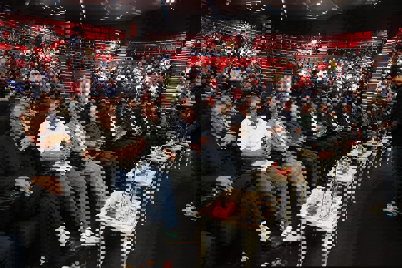 2073003