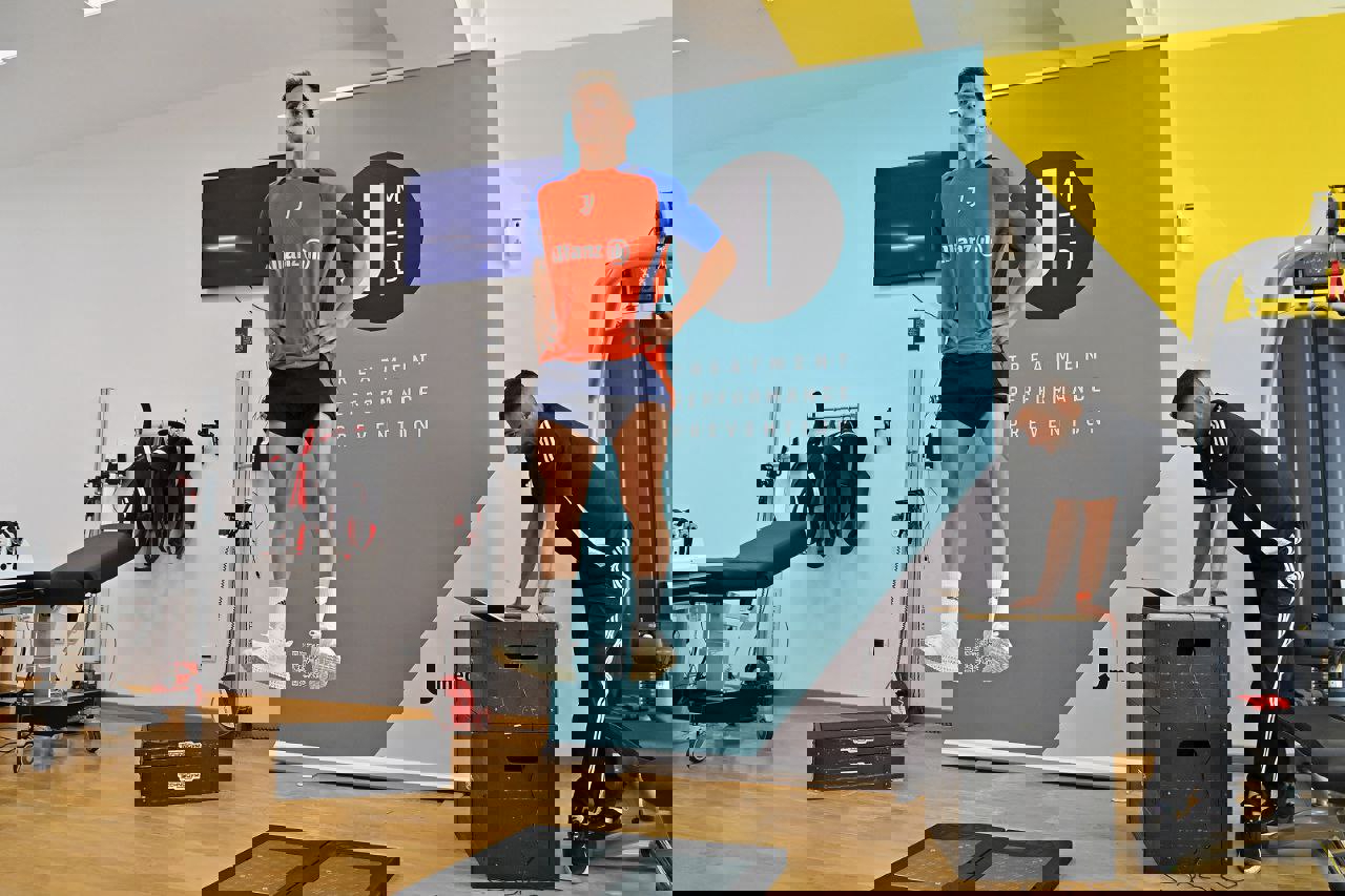 2073106