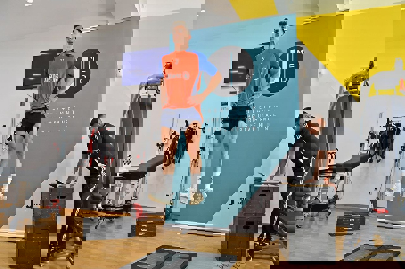 2073106