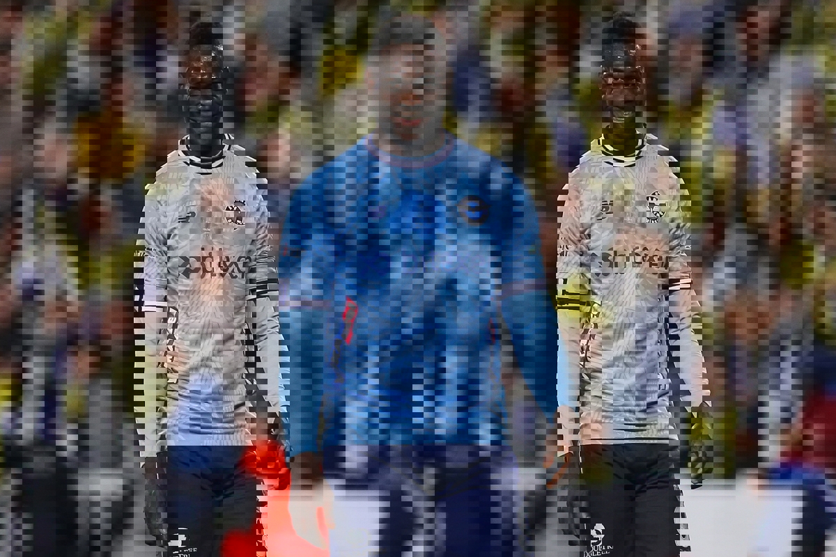 2073061