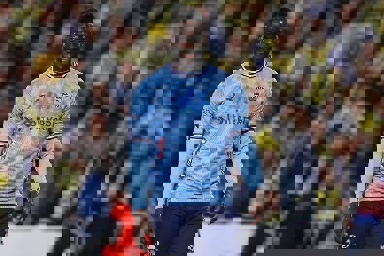 2073061