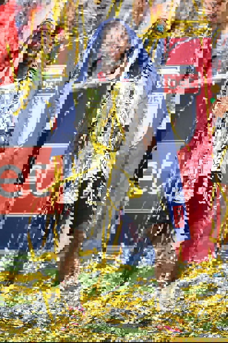 2073120