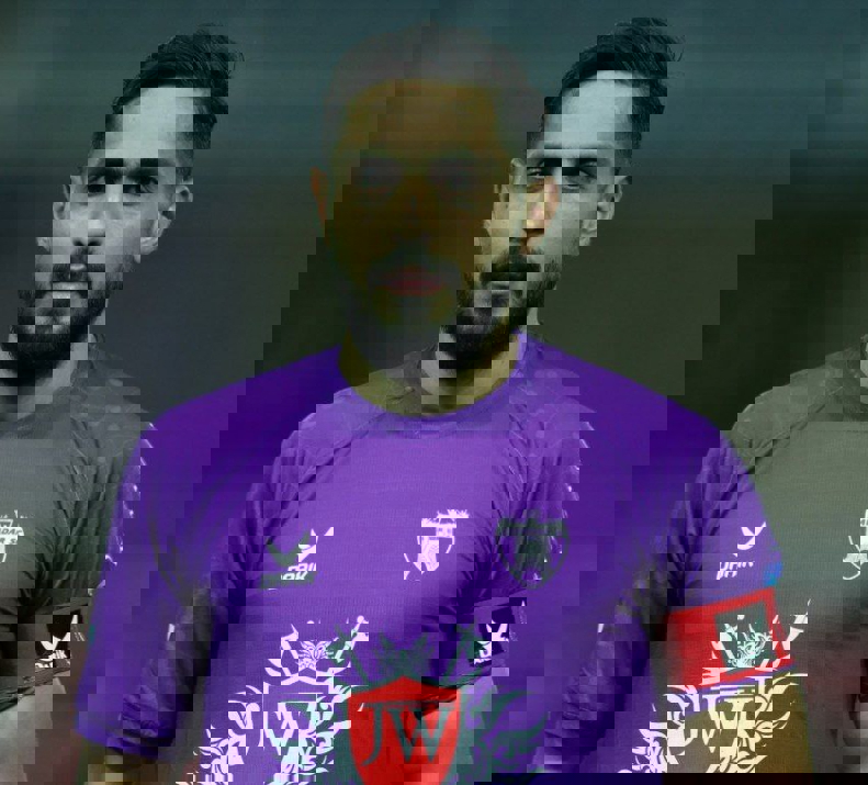2073081