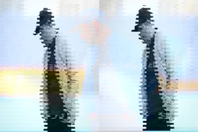 2073157