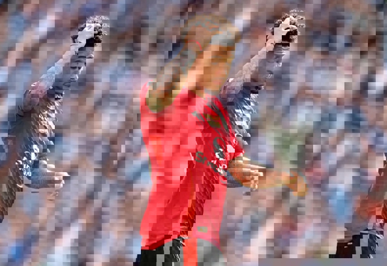 2073135