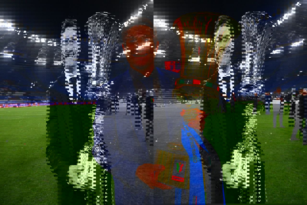 2073304