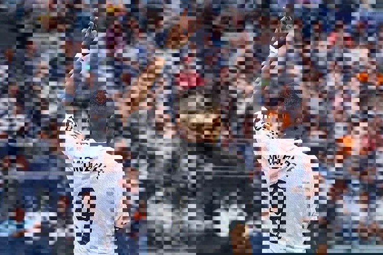 2073376