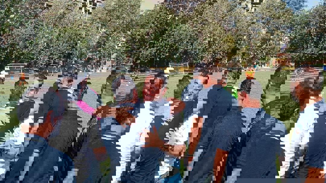 2073576