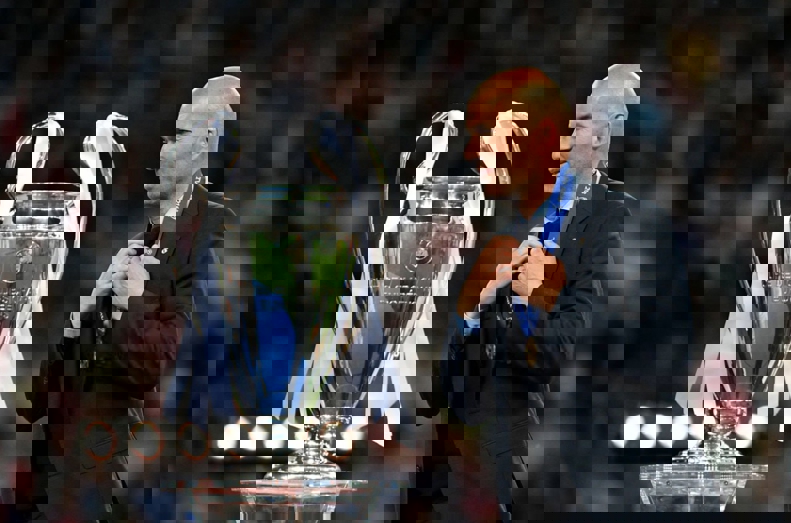2073528