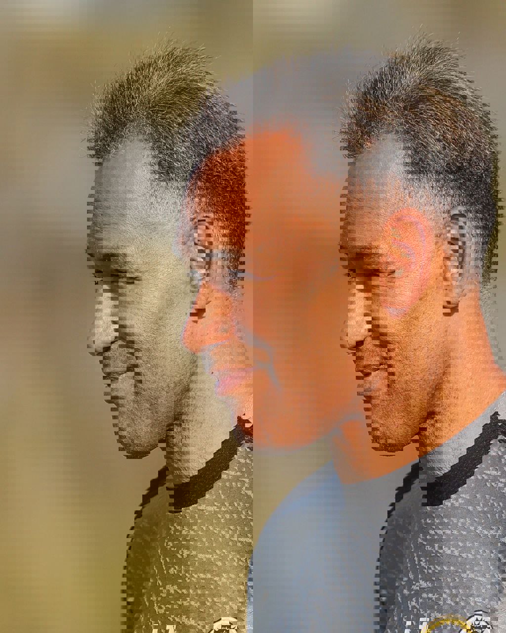 2073502