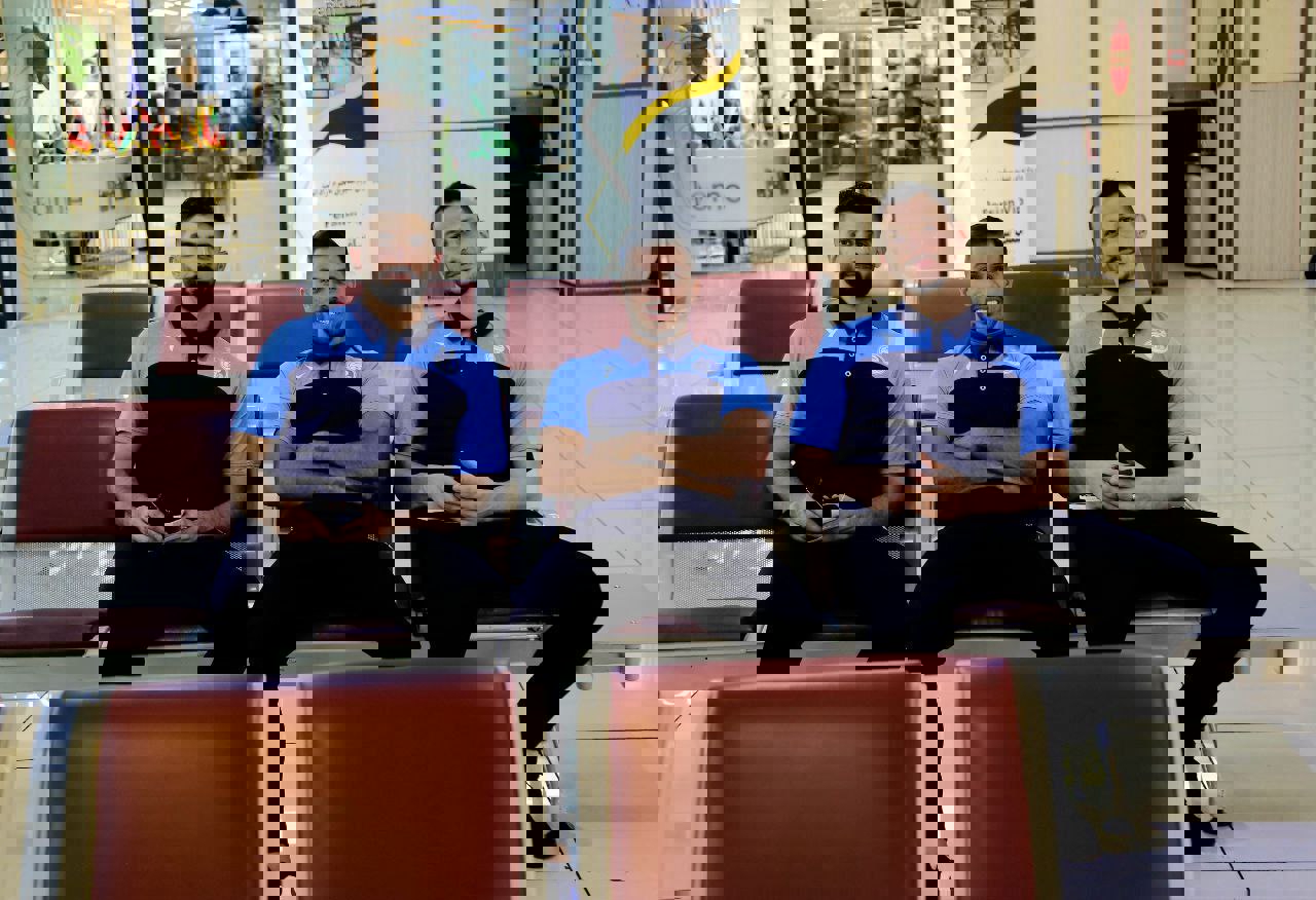 2073756