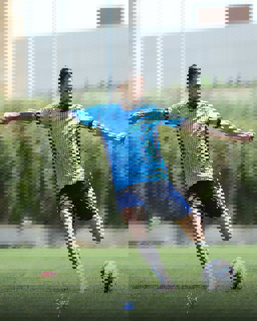 2073806