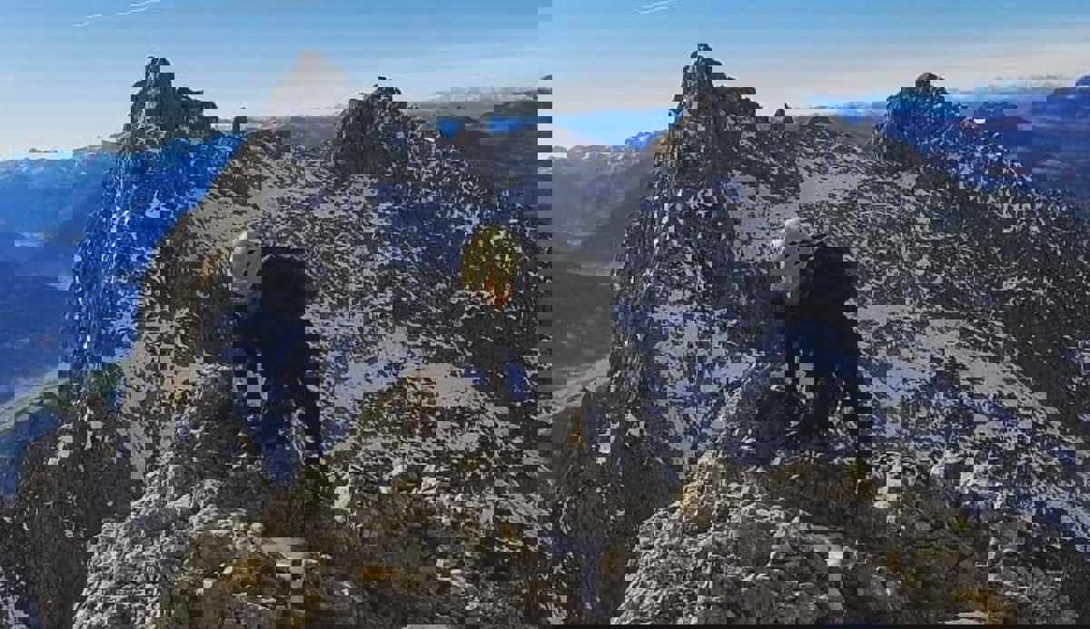 2073790