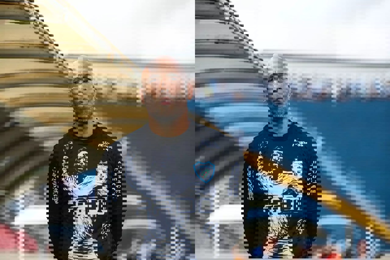 2073968