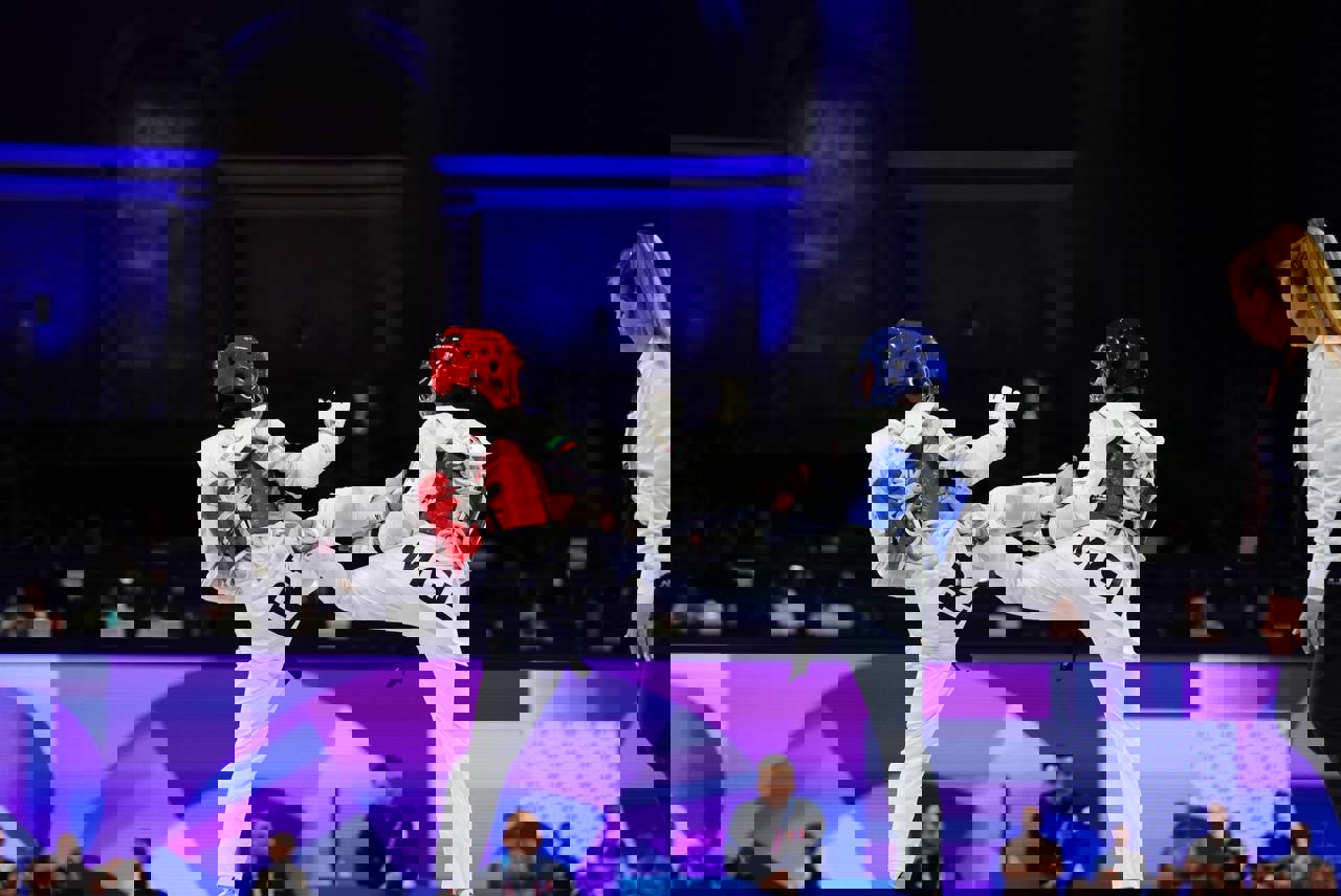2074444