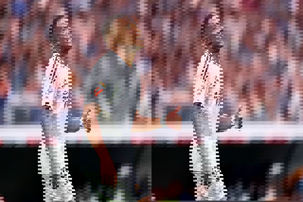 2074056