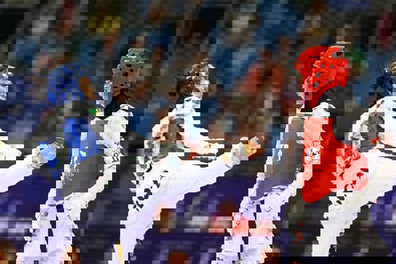 2074193