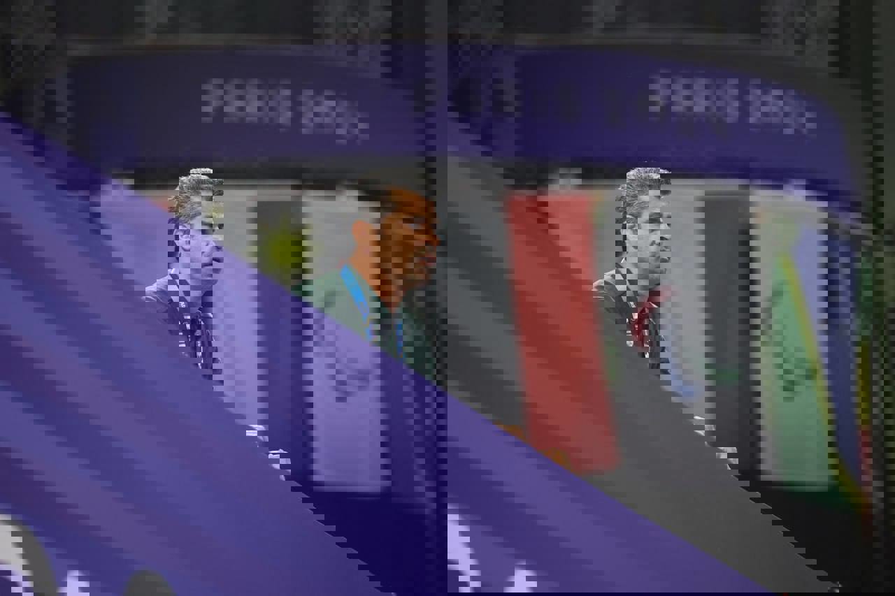 2074401