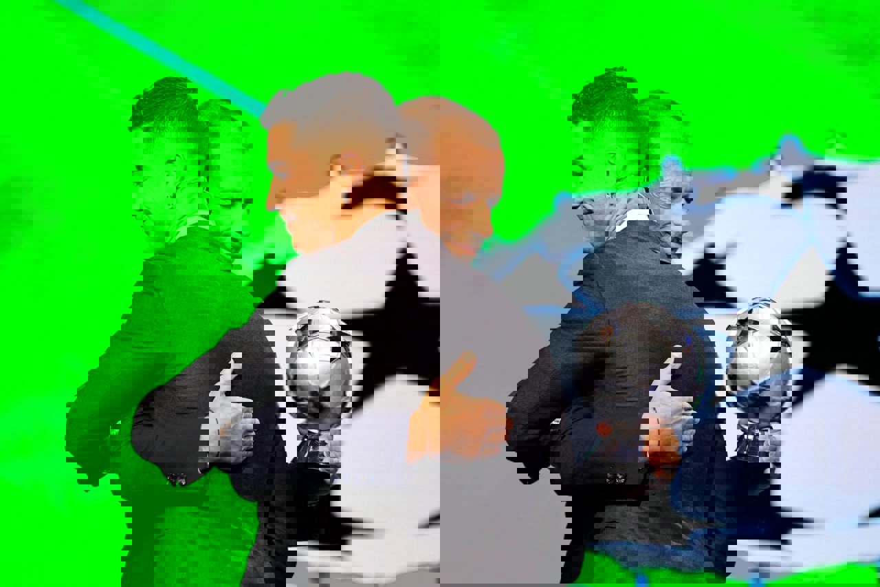 2074333