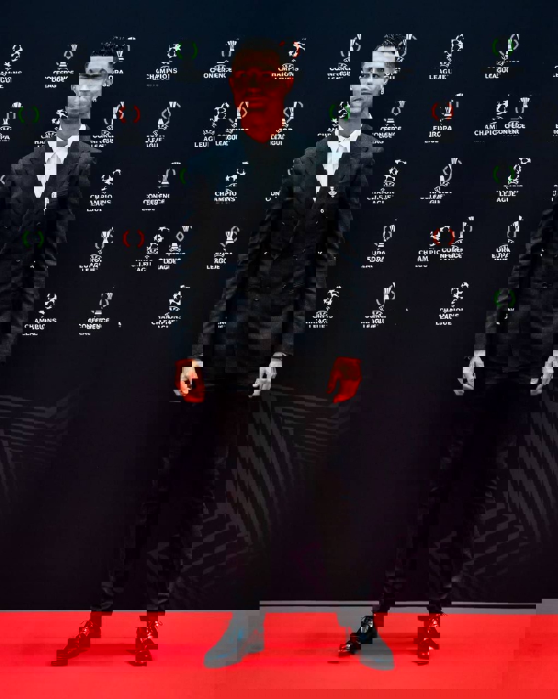 2074313