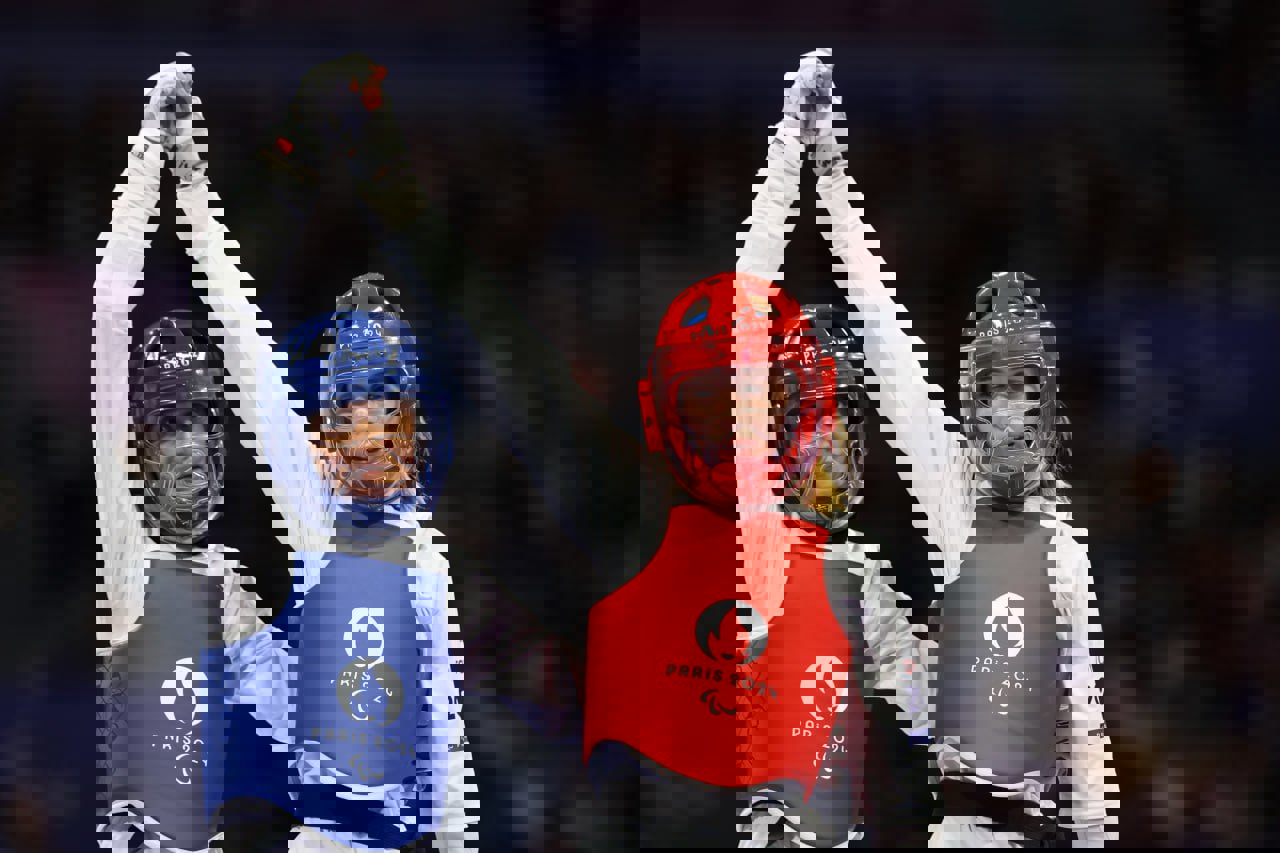 2074400