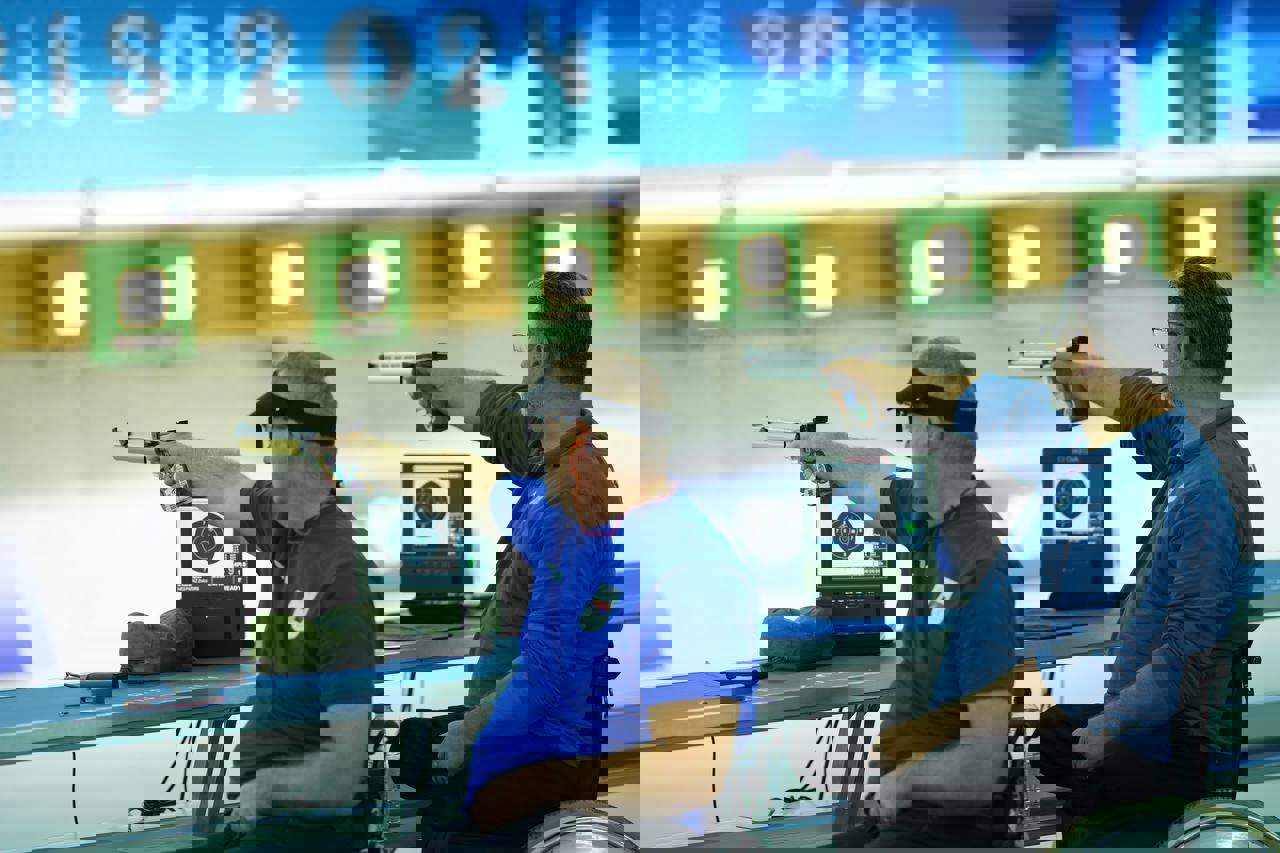 2074635