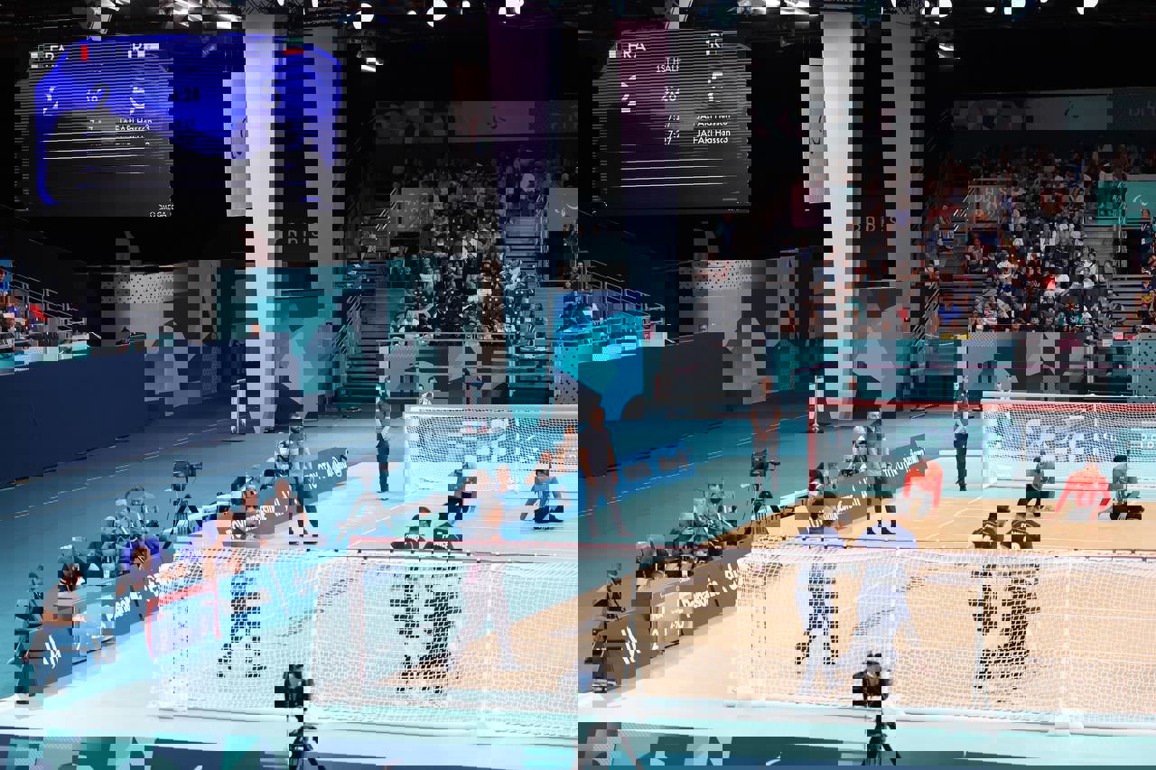 2074688