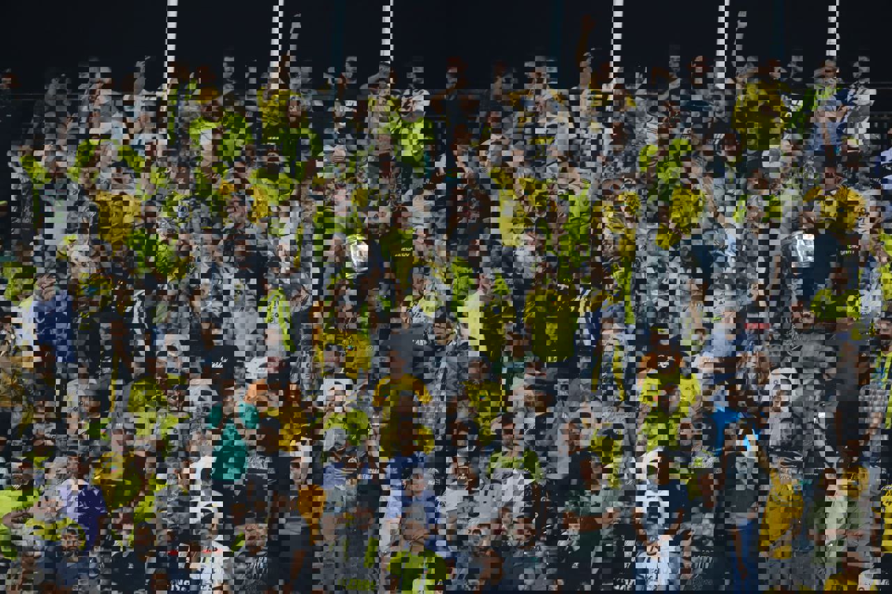 2074842