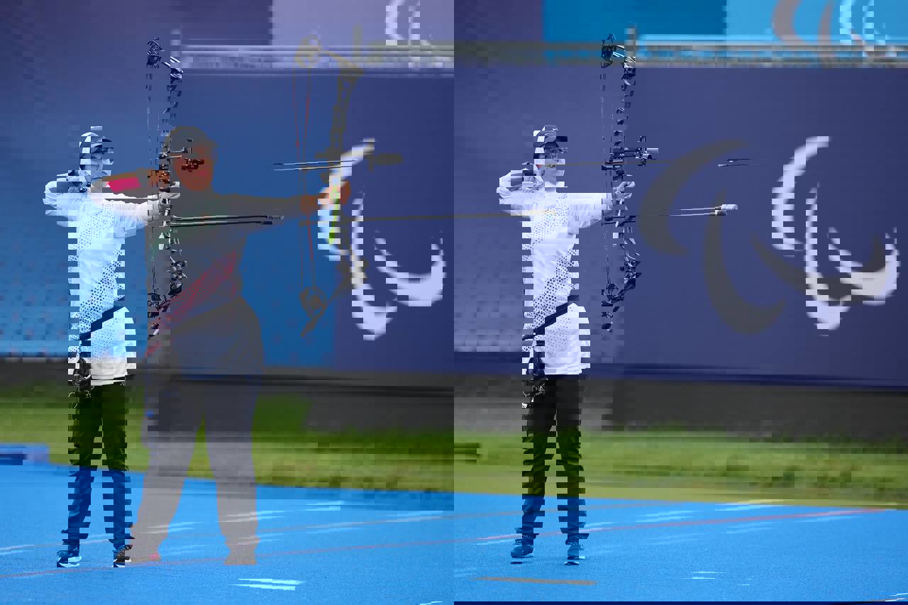 2075371