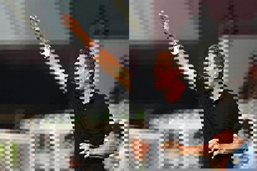 2075393