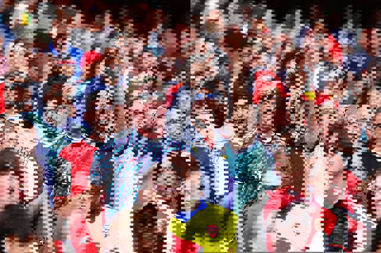 2075546