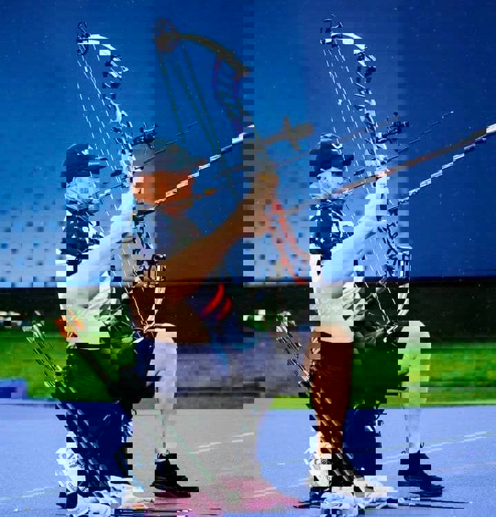 2075922