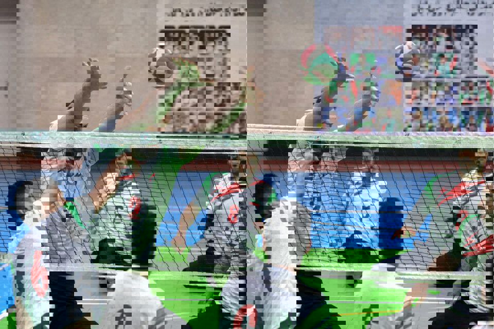 2075606