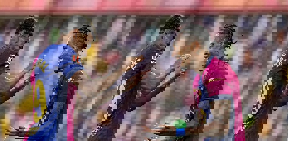 2075618